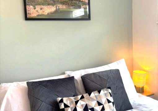R3 Double Room with Private Bathroom