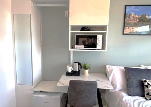 R3 Double Room with Private Bathroom