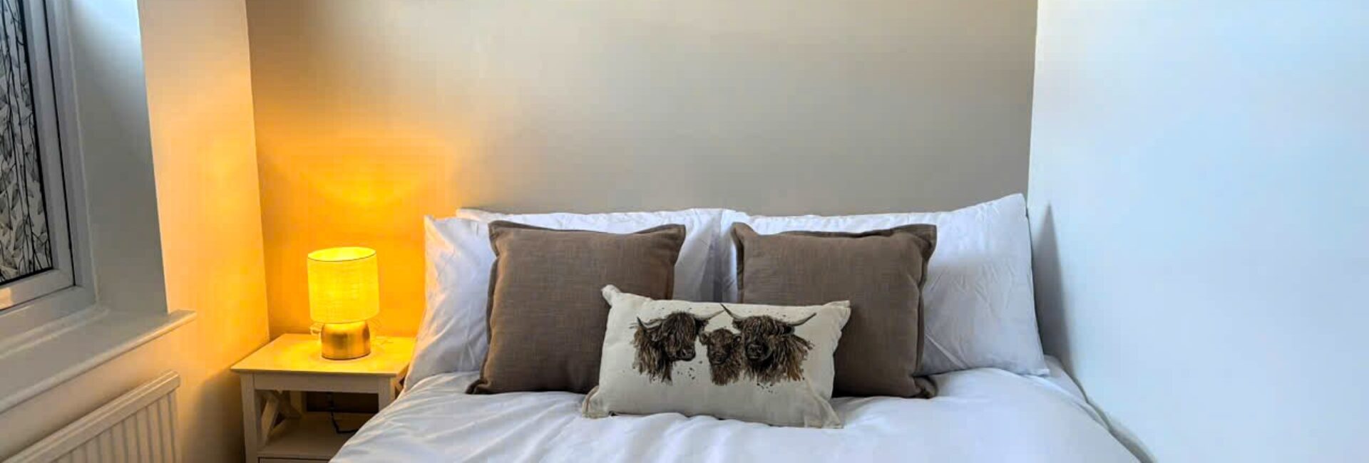 R2 Double Room with Private Bathroom