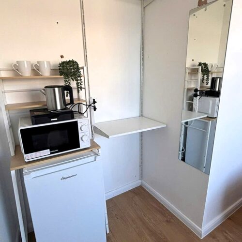 R1 Double Room with Private Bathroom