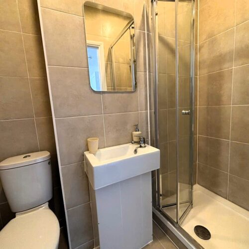 R1 Double Room with Private Bathroom